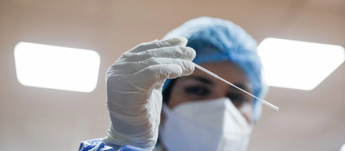 ΕΟΔΥ: Σε 135 σημεία σε όλη την Ελλάδα τα rapid test τη Δευτέρα